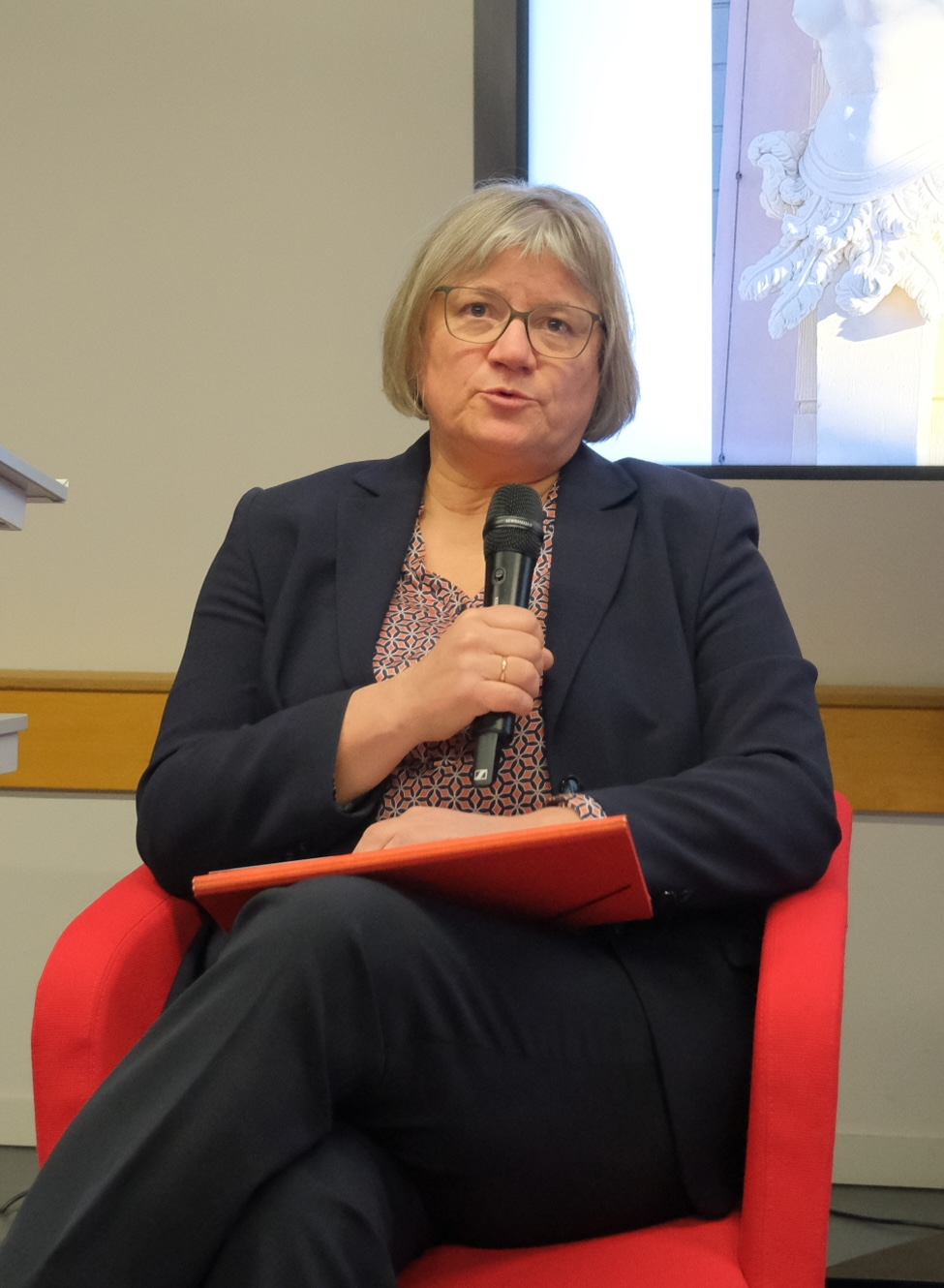 Gabriele Metzler (Foto: Katja Herzberg)