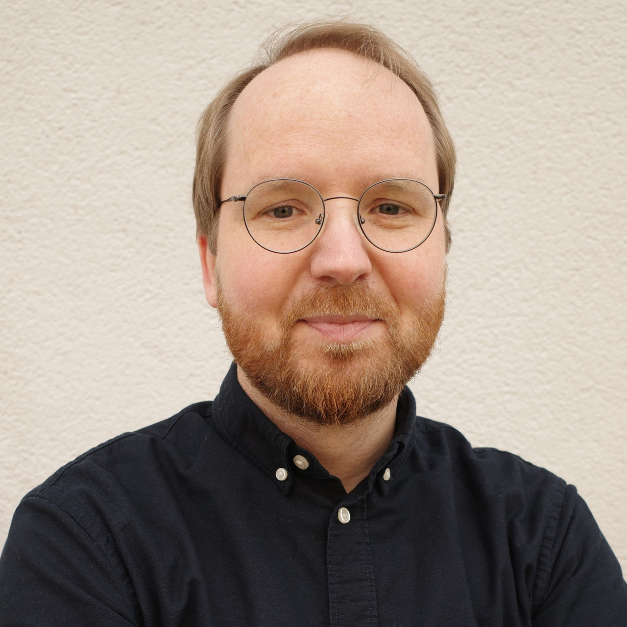 Portraitfoto von Florian Schikowski